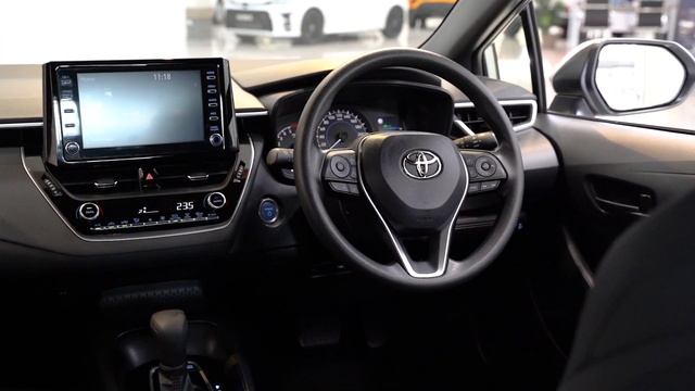 2022 Toyota Corolla Ascent Sport Hybrid Hatchback смотреть онлайн