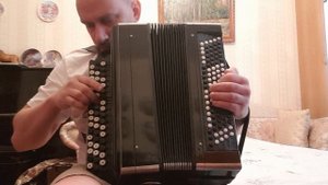 Баян Тульский в деревянном корпусе. Цена 30.000. ☎ 8 968 339 47 83. WhatsApp.
