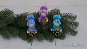 МАЛЫШИ из шишек в чудесных шапочках! Новогоднее украшение своими руками!