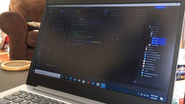 Roblox Studio Tutorials #6 - Basic “for i,v in pairs() do” tutorial смотреть онлайн