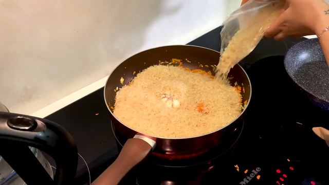 Плов с креветками. Наши домашние рецепты с Кристиной Ускиряевой смотреть онлайн