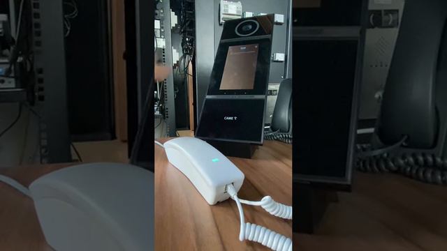 Абонентская трубка Fanvil H2U-V2 с функцией «Автовахтер» - для IP домофонов.