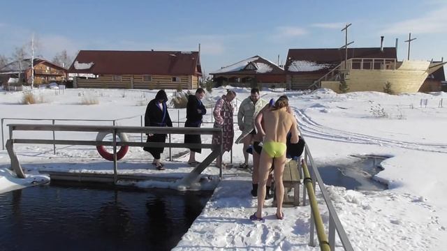 Морж Суворовец на Суворовских банях смотреть онлайн