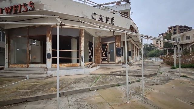 GHOST TOWN VISIT GUIDED BY 2 DOGS  - VAROSHA смотреть онлайн