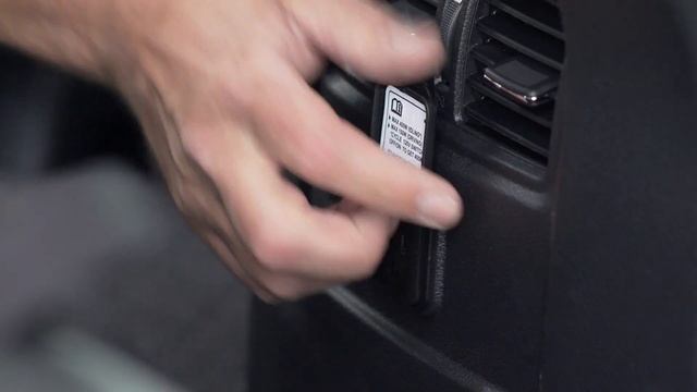 2017 Nissan Titan V8 SV Review - AutoNation смотреть онлайн