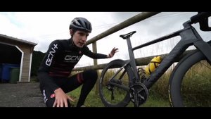 Разные ощущения на одинаковых велосипедах. GCN по-русски