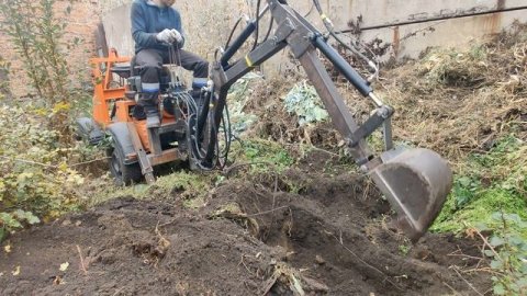 Мини экскаватор. Мини погрузчик