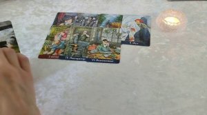 КАКИЕ МЫСЛИ НЕ ПОКИДАЮТ ЕГО. Таро онлайн