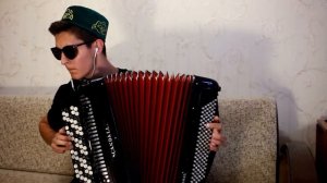 DESPACITO на БАЯНЕ