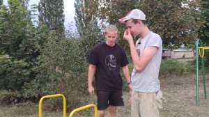 ОЧЕНЬ СМЕШНО ??? ЭЛЕМЕНТЫ на ТУРНИКЕ с ЩЕКОТКОЙ 2 ЧАСТЬ ?? #Турник #челлендж