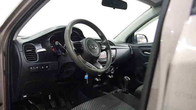 Kia Rio '2018 смотреть онлайн