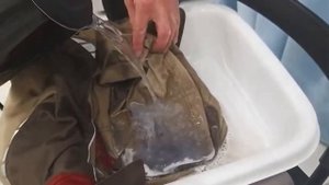 Удалил пятно от шариковой ручки. КАК ???
