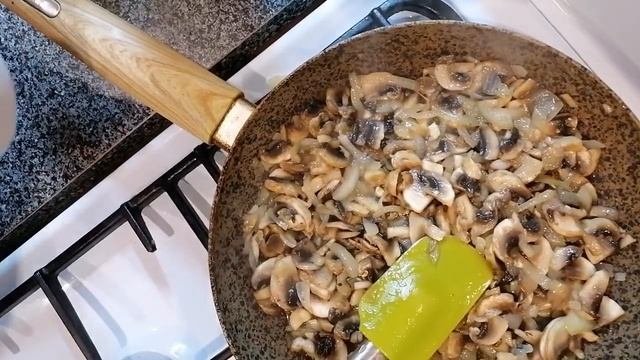 Не очень быстро,но очень вкусно!!!Приготовь и полюбишь этот рецепт!!!????