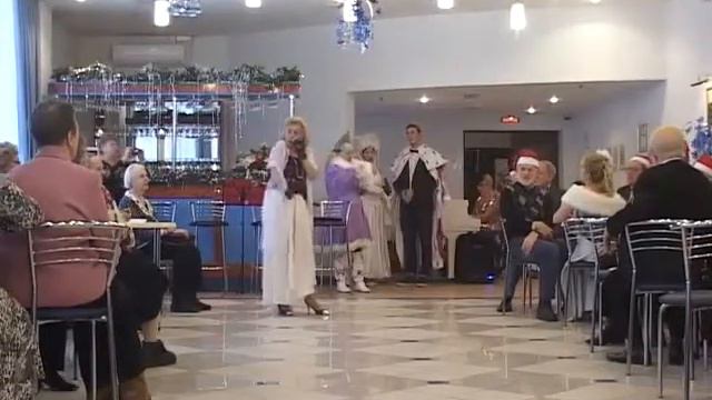 #Московскиеокна - Светлана Строганова, рояль  - Елена Леменкова. #Новогоднийогонек. #Мещанский.2014