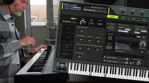 KORG M1 Synthesizer - FAMOUS PRESET SOUNDS (and classic songs)