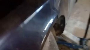 Ауди а 6  3,0 л. Замена переднего левого крыла . Весёлый кузовщик !