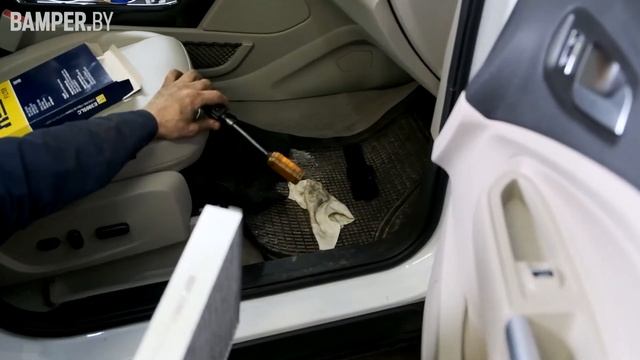 Меняем салонный фильтр на Ford Escape смотреть онлайн