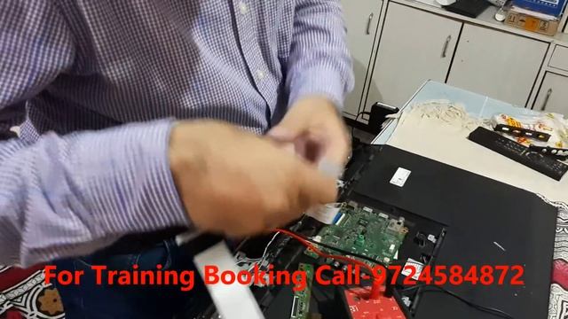 NO PICTURE NO BACKLIGHT IN SONY LED TV KLV 32R402 BY VINOD KENNY смотреть онлайн