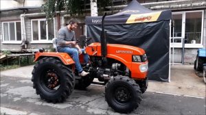 Обзор на минитрактор Уралец 220 полноприводный с блокировкой дифференциала. Блондинка на тракторе