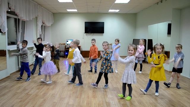 Танец "ТУБИ-ДУБИ-БУМ" (8 марта, 2021 год) смотреть онлайн