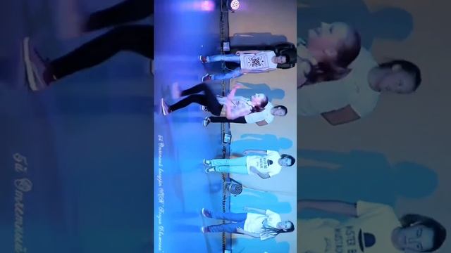 Я БУДУ ХОДИТЬ В ЭТУ ШКОЛУ ТАНЦЕВ?!/ВИДЕО ПОЭЗИИ ДВИЖЕНИЯ смотреть онлайн