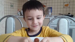 Как есть Личи. Что внутри? Можно ли детям есть личи? How to eat Lychi for kids