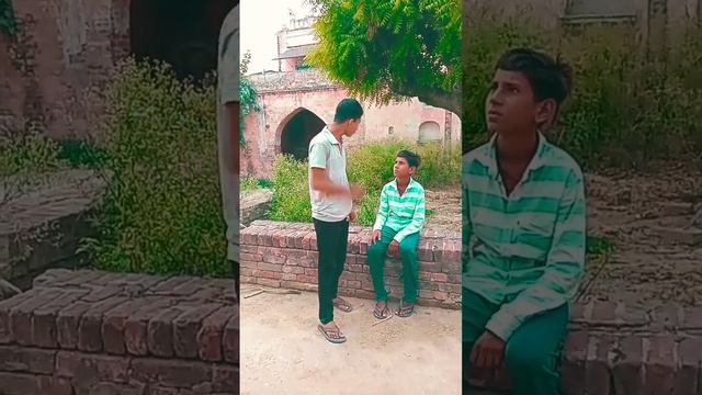 bhai agar mai gulab ka phul kha padd Maru ga toh gulab ki khusbu aya gi na #funnyvideo #viral #come