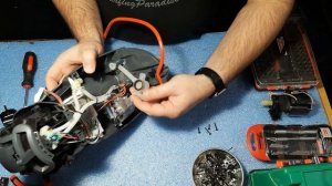 DOLCE GUSTO Piccolo - Step by step disassembly - NESCAFE Krups KP100