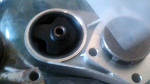 Новая помпа skoda Felicia