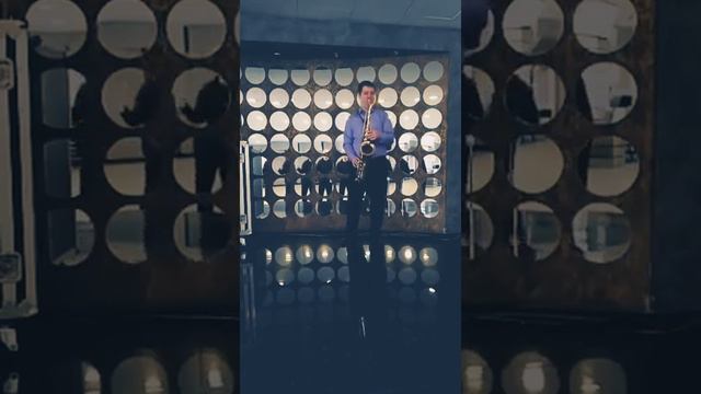 Саксофонист на свадьбу, праздник, корпоратив, фуршет Хабаровск тел/WhatsApp 89242141818