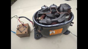 Почему не работает компрессор холодильника, механический клин компрессора, мычит и не работает.