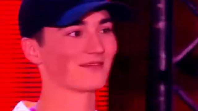 БАСТУ ПОД@#БАЛИ НА ЕГО СОБСТВЕННОМ ШОУ смотреть онлайн