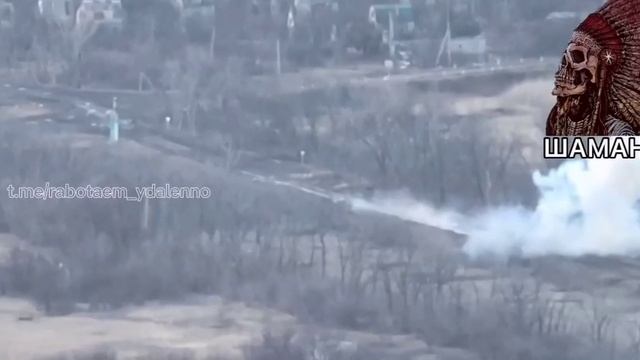 #ВСУ #Бронетехника #Потери ВСУшный Humvee выходит из чата, предположительно подрыв на мине.