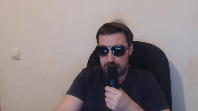 ДМИТРИЙ МАЛИКОВ: -ПОЖАЛОВАЛСЯ НА БЕДНОСТЬ ПОЛУЧАЮ ВСЕГО 350 ТЫСЯЧ РУБЛЕЙ! КОПЕЙКИ!МАЛИКОВ О БЕДНОСТ
