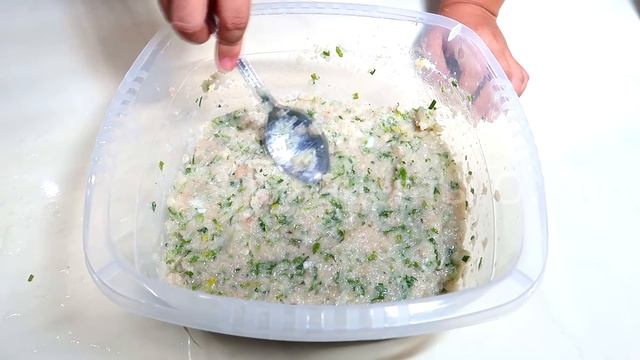 Очень вкусные КУРИНЫЕ ОЛАДЬИ. Будет очень нежно и вкусно! смотреть онлайн