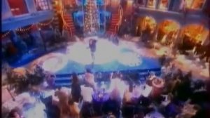 Алла Пугачева   Снег падает на всех