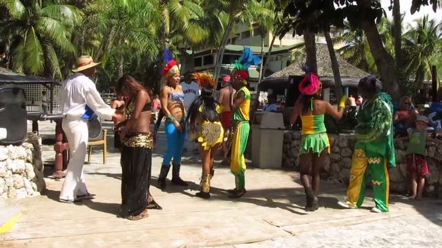 Копия видео "Доминиканские попки!" смотреть онлайн