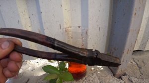 КАК УДАЛИТЬ РЖАВЧИНУ ЗА 60 РУБЛЕЙ !  ВОССТАНОВИМ РЖАВЫЕ СТАРЫЕ СОВДЕПОВСКИЕ ПЛОСКОГУБЦЫ!