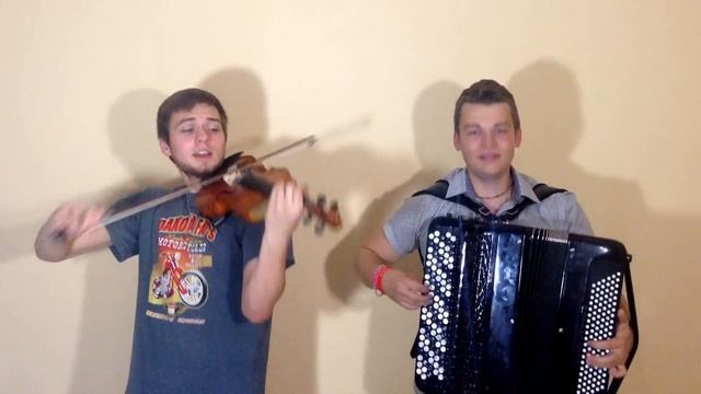 Adele - Rolling In The Deep (cover violin & bayan) - Денис Ковжун и Андрей Данской смотреть онлайн