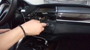 Bmw X5 E70 Climatronic Remove \ CCC Radio DVD Modul Removal