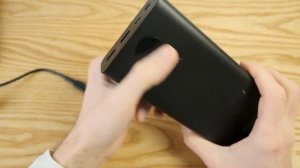 Romoss pea30 - компактный повербанк для ноутбука класса macbook air