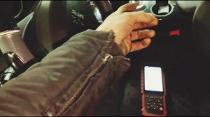 Замена среднего троса ручника Пежо 3008