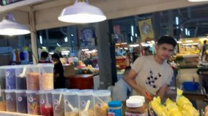 Какую сим карту купить в Таиланде. Обзор ночного рынка еды Тепразит.