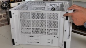 Thermaltake CTE C700 AIR EATX Mid Tower AIRFLOW Madness