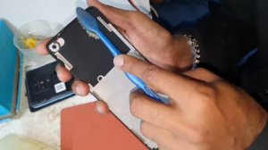 Замена экрана Tecno Camon Cracked Screen Replacement Tecno Camon Cracked Screen Repair
