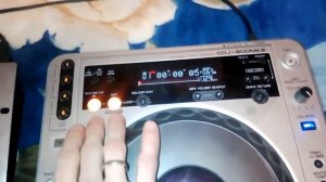 Pioneer CDJ800 mk2 / Behringer DX626