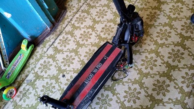 ВЗЯЛ ЕЩЕ ЭЛЕКТРОСАМОКАТ / НЕБОЛЬШОЙ АПГРЕЙД ДЛЯ УДОБСТВА ЭКСПЛУАТАЦИИ смотреть онлайн