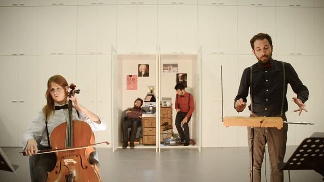 The Swan Prelude (Bach-Saint-Saëns) - Decostruttori Postmodernisti смотреть онлайн