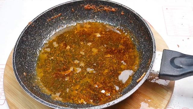 Салат Цезарь с курицей и сухариками