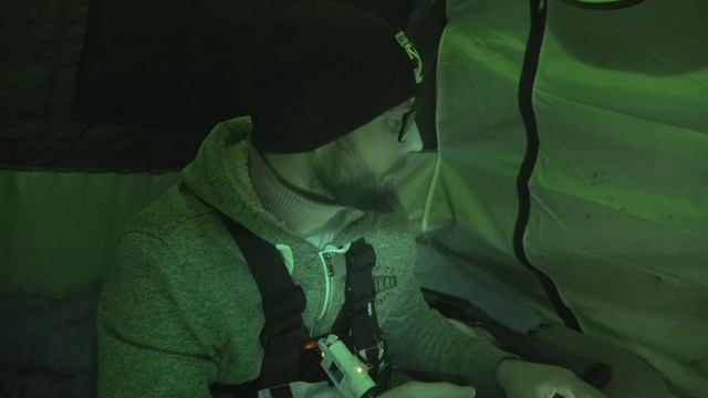 КАМЕРЫ СНЯЛИ СНЕЖНОГО ЧЕЛОВЕКА 3 НОЧИ В СТРАШНОМ ЛЕСУ CAMERAS CAPTURED BIGFOOT смотреть онлайн